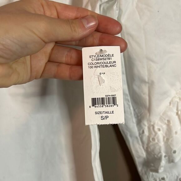 NWT! Lord & Taylor v neck blouse - Picture 6 of 12